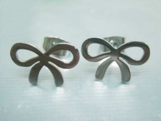 Oceľové náušnice - vzor mašlička